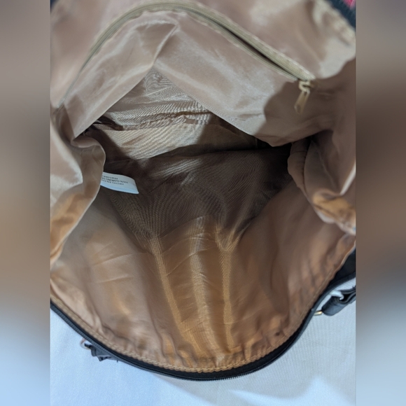 Rosetti Black Medium size Purse - Picture 6 of 9